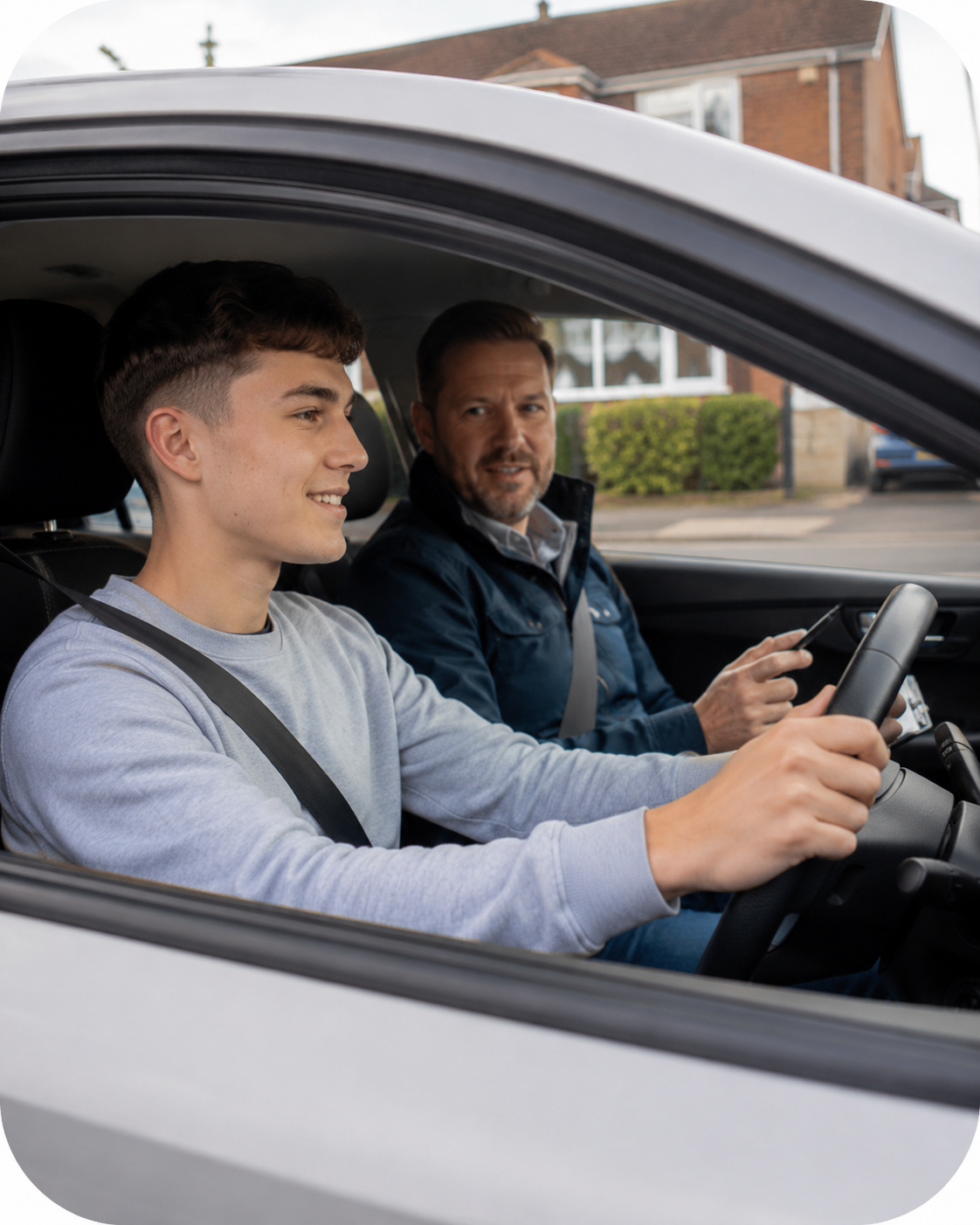 Learner having an automatic driving lesson in Tamworth